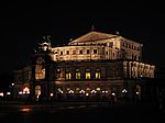 Semper-Oper bei Nacht