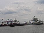und wieder Container
